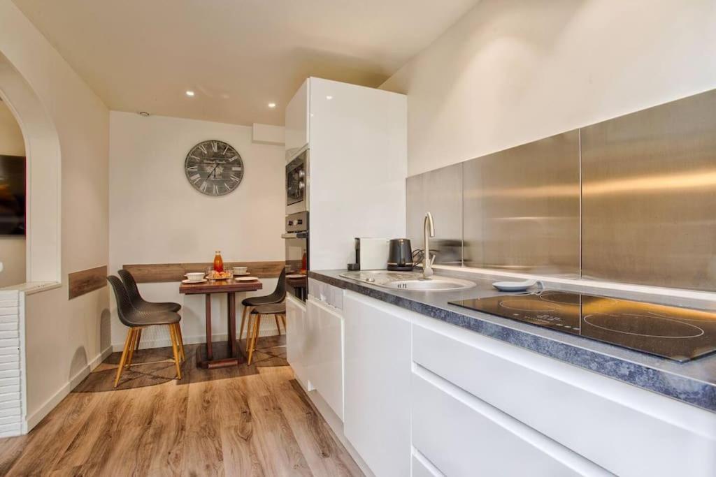 Petite Maison Place Du Marche Holiday home Deauville